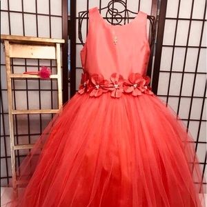 Cecile Girl  Dress Formal size 6 Coral,